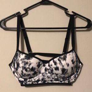 Victoria’s Secret Caged Small Bralette